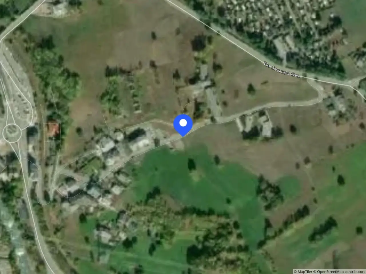 Magazzino in Frazione La Pera 146 146, La Salle, {3} - Foto 1