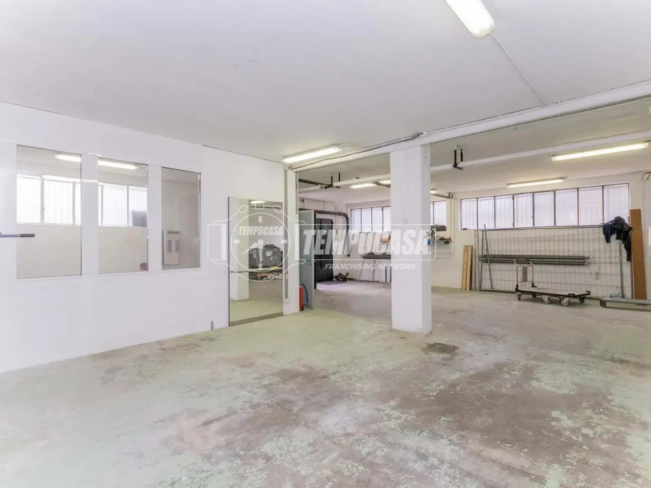 Magazzino in Via Baranzate, Novate Milanese, {3} - Foto 1