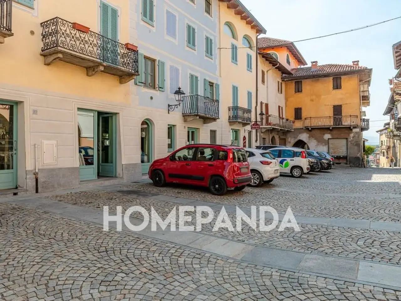Negozio in Piazza Antonio Chiesa 12, Gassino Torinese, {3} - Foto 2