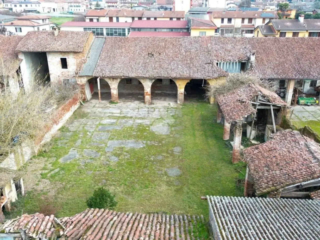 Palazzina commerciale in Cascina Sentieri 2, Soresina, {3} - Foto 1