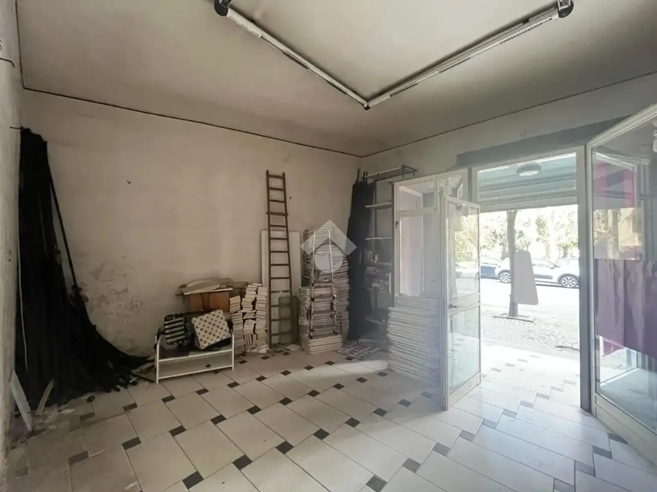 Negozio in Corso Umberto I 55, Cosenza, {3} - Foto 1