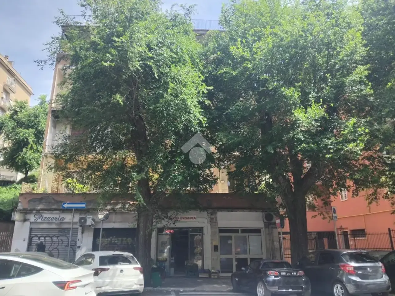 Negozio in Via di Donna Olimpia, Roma, {3} - Foto 1