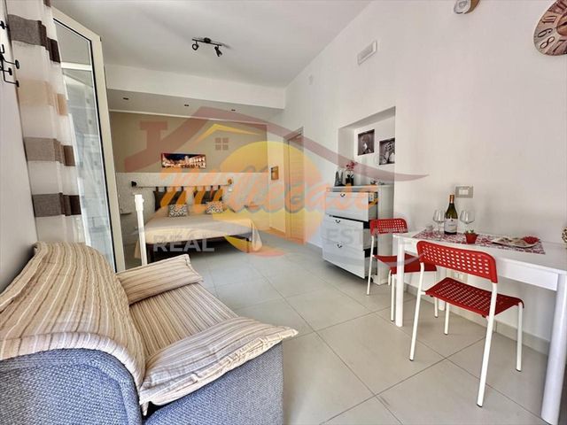 One-room flat in Viale Tunisi, Siracusa - Photo 1