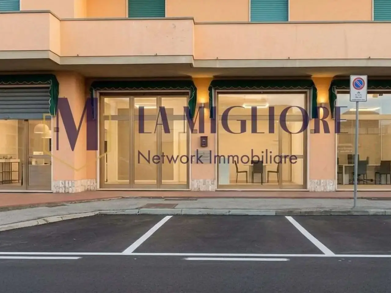 Negozio in , Prato, {3} - Foto 1
