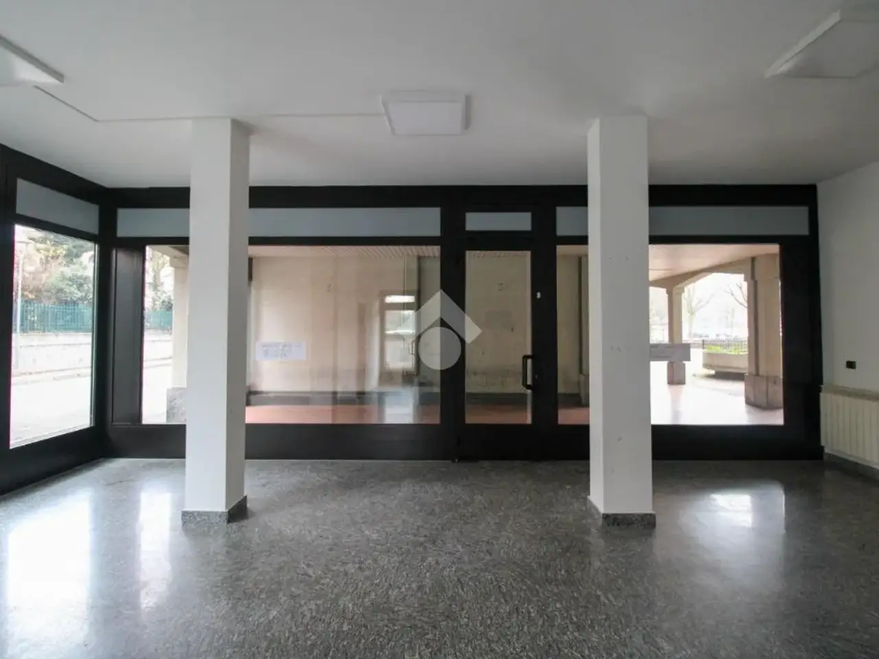 Negozio in Via Padre Clemente Vismara 75, Agrate Brianza, {3} - Foto 2