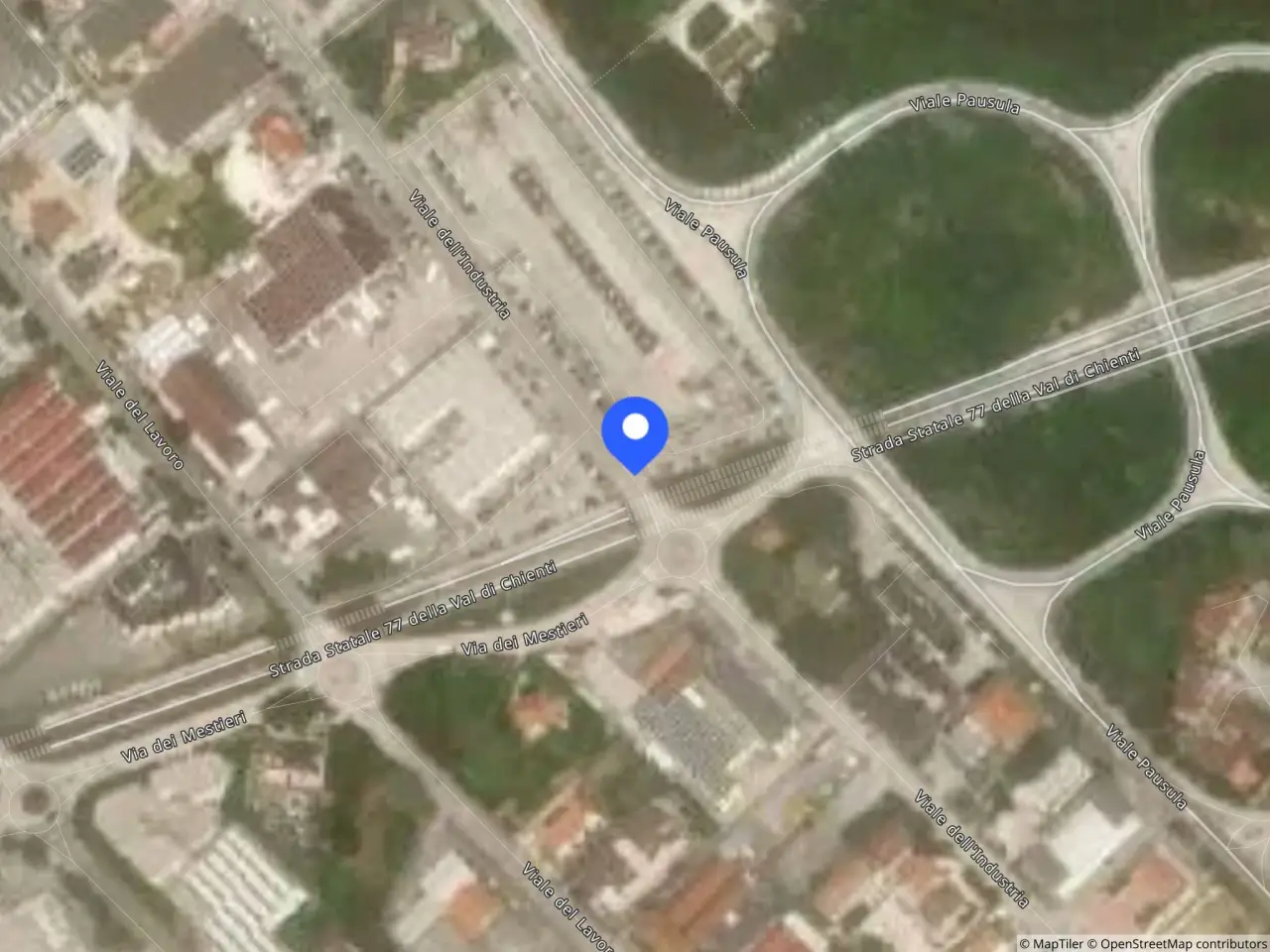 Capannone in Viale del'Industria,130/C 130, Corridonia, {3} - Foto 1