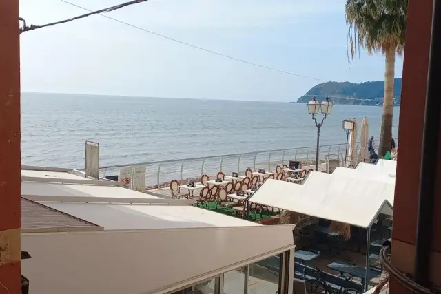 2-room flat, Alassio - Photo 1