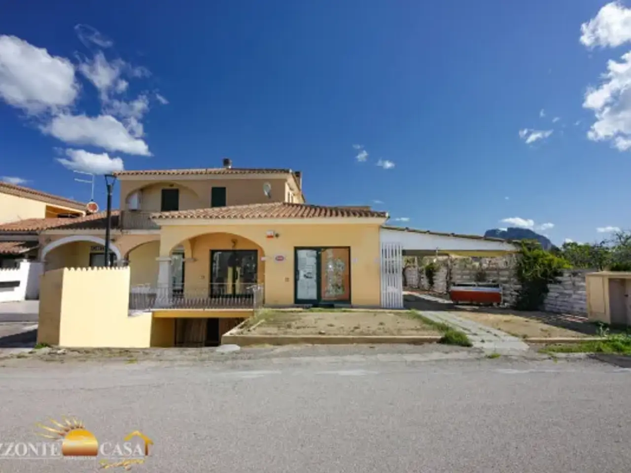 Negozio in Via Antonio Gramsci, Loiri Porto San Paolo, {3} - Foto 2