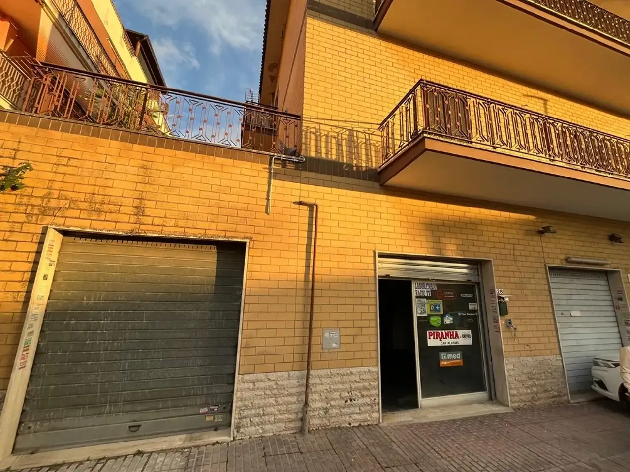 Negozio in Via Riposto, Roma, {3} - Foto 1