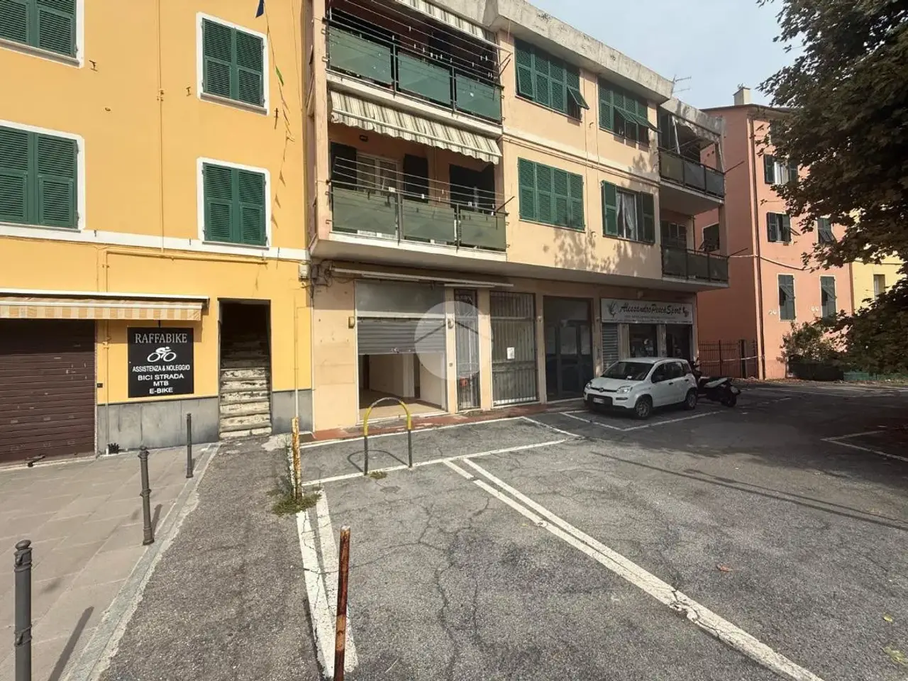 Negozio in Via Carlo Camozzini, Genova, {3} - Foto 1