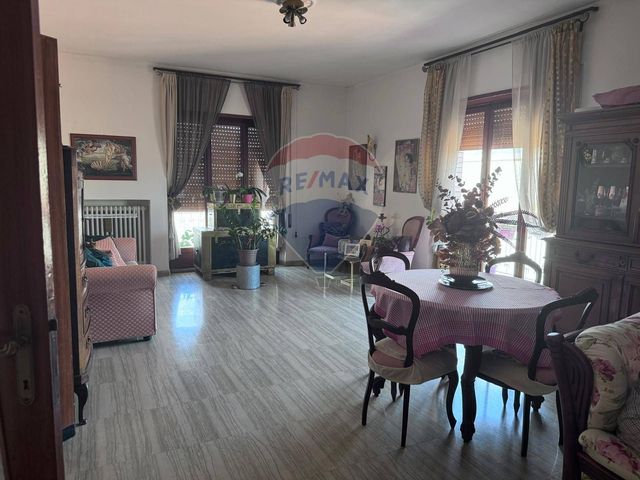 Vierzimmerwohnung, Cassino - Foto 1