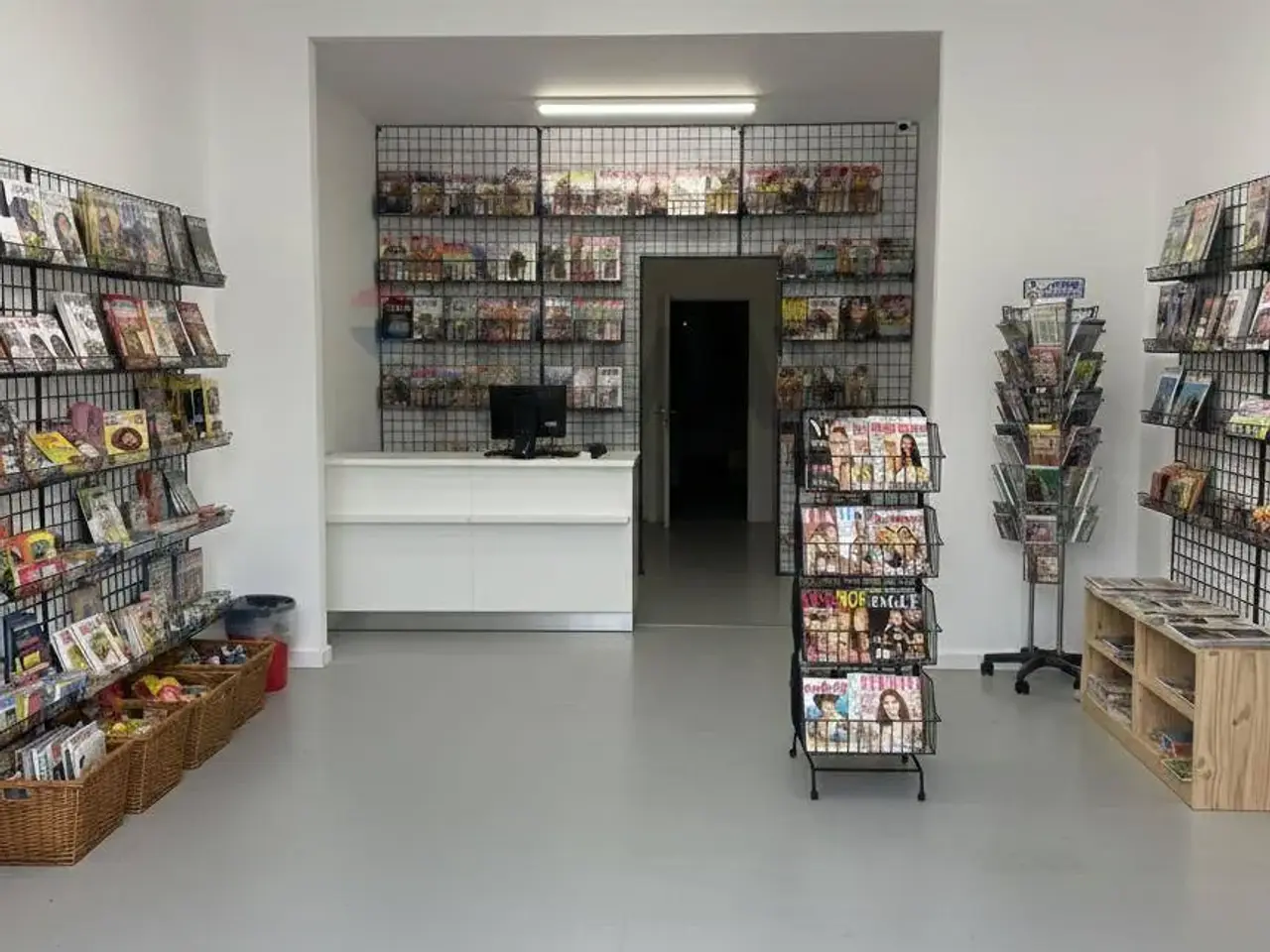 Esercizio commerciale in Corso Mediterraneo 70, Torino, {3} - Foto 1