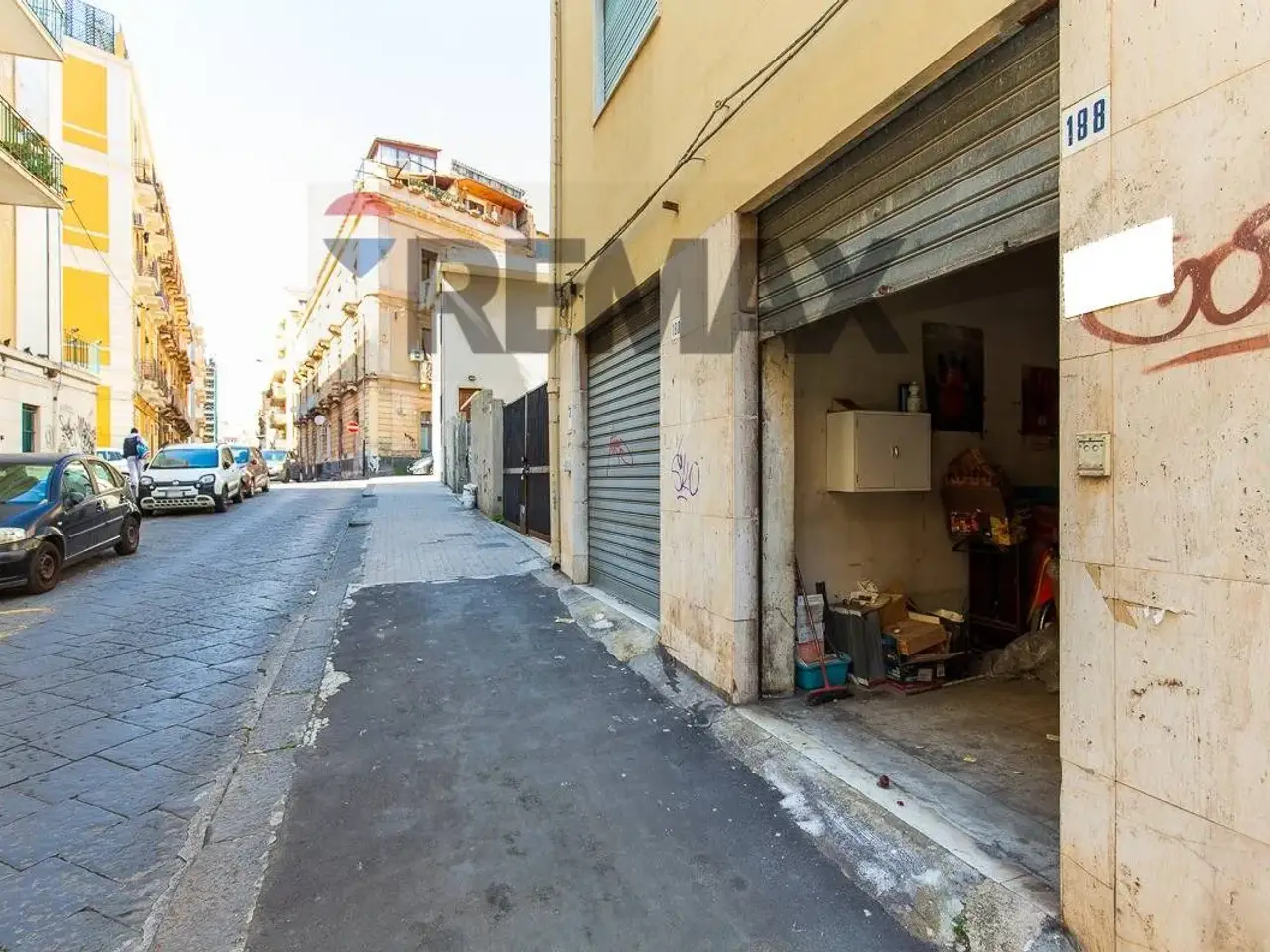 Negozio in Via Francesco Cilea 188, Catania, {3} - Foto 1