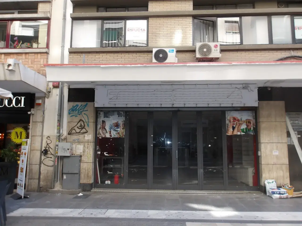 Palazzina commerciale in Via Sparano 168, Bari, {3} - Foto 1