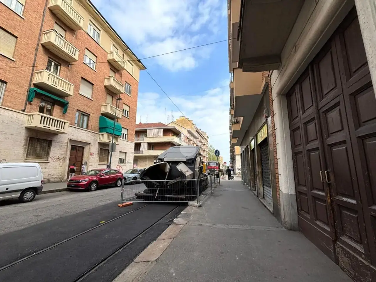 Magazzino in Via Chiesa della Salute 103, Torino, {3} - Foto 2