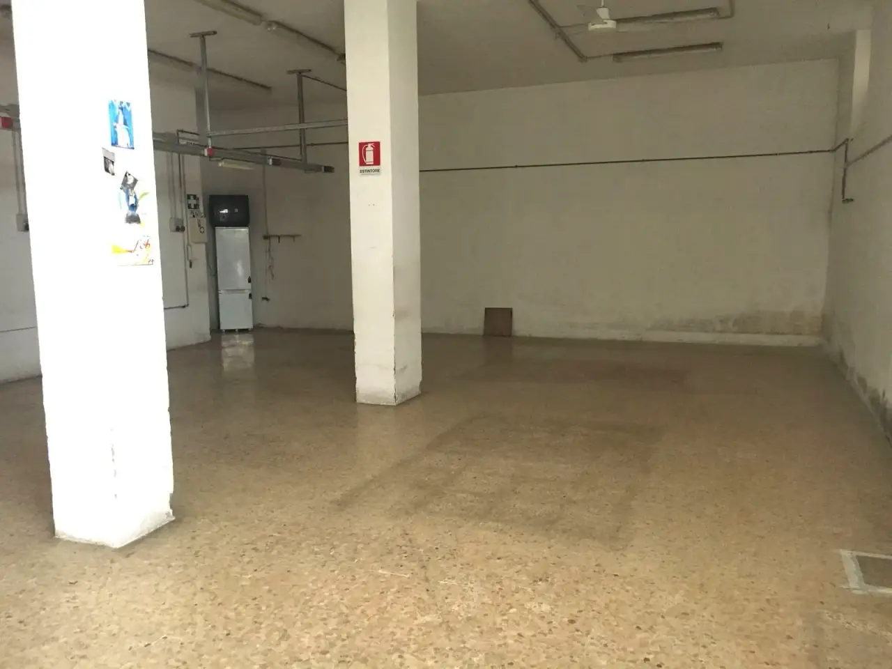 Magazzino in Via Santa Maria La Scala 1, San Giuseppe Vesuviano, {3} - Foto 1