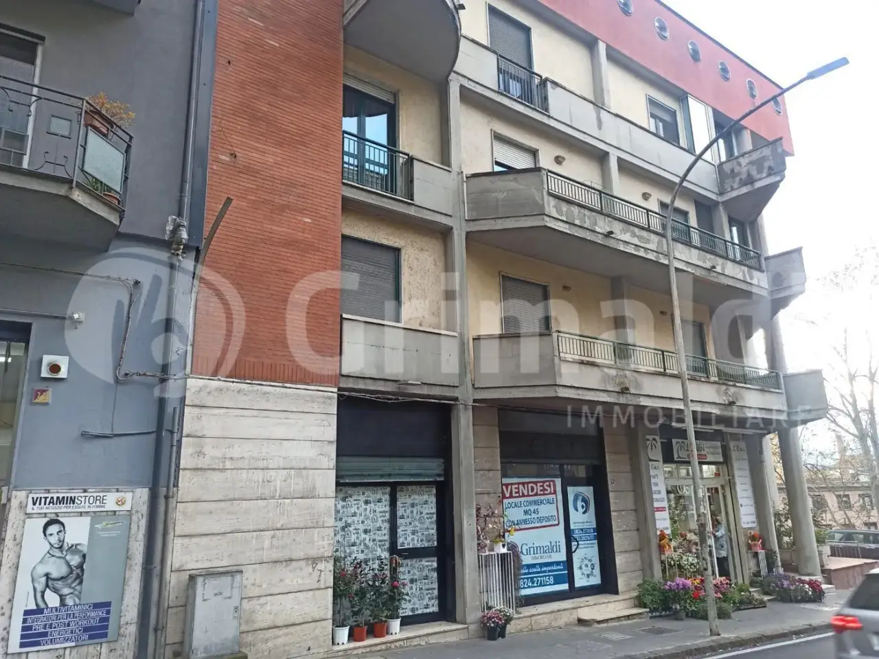 Palazzina commerciale in Via delle Puglie Snc, Benevento, {3} - Foto 1