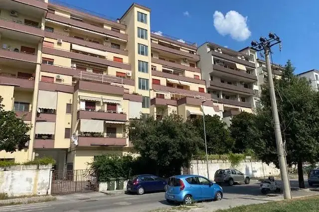 Wohnung in Via Raffaele Cantarella 15, Salerno - Foto 1