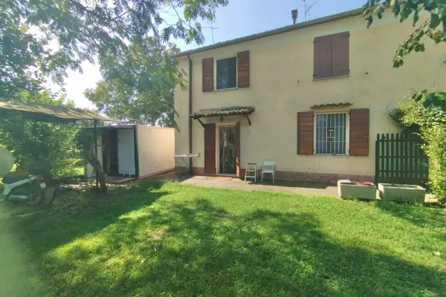 Villa in Strada Argine Vecchio, San Benedetto Po - Foto 1