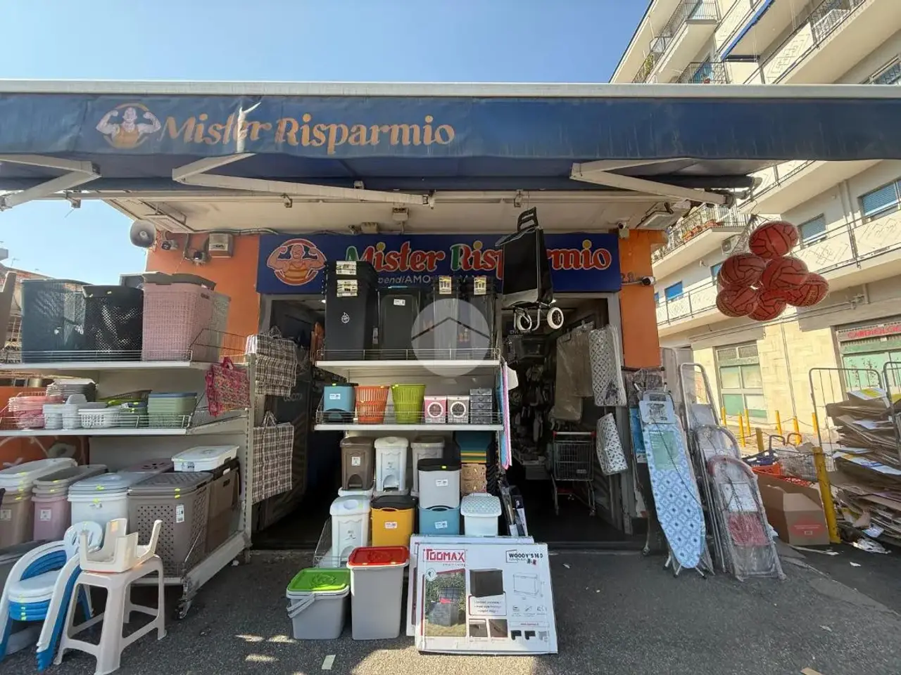 Negozio in Via Giustiniano 283, Napoli, {3} - Foto 2