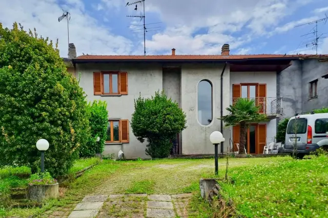 Villa a schiera in Via Aronco, Castelletto sopra Ticino - Foto 1