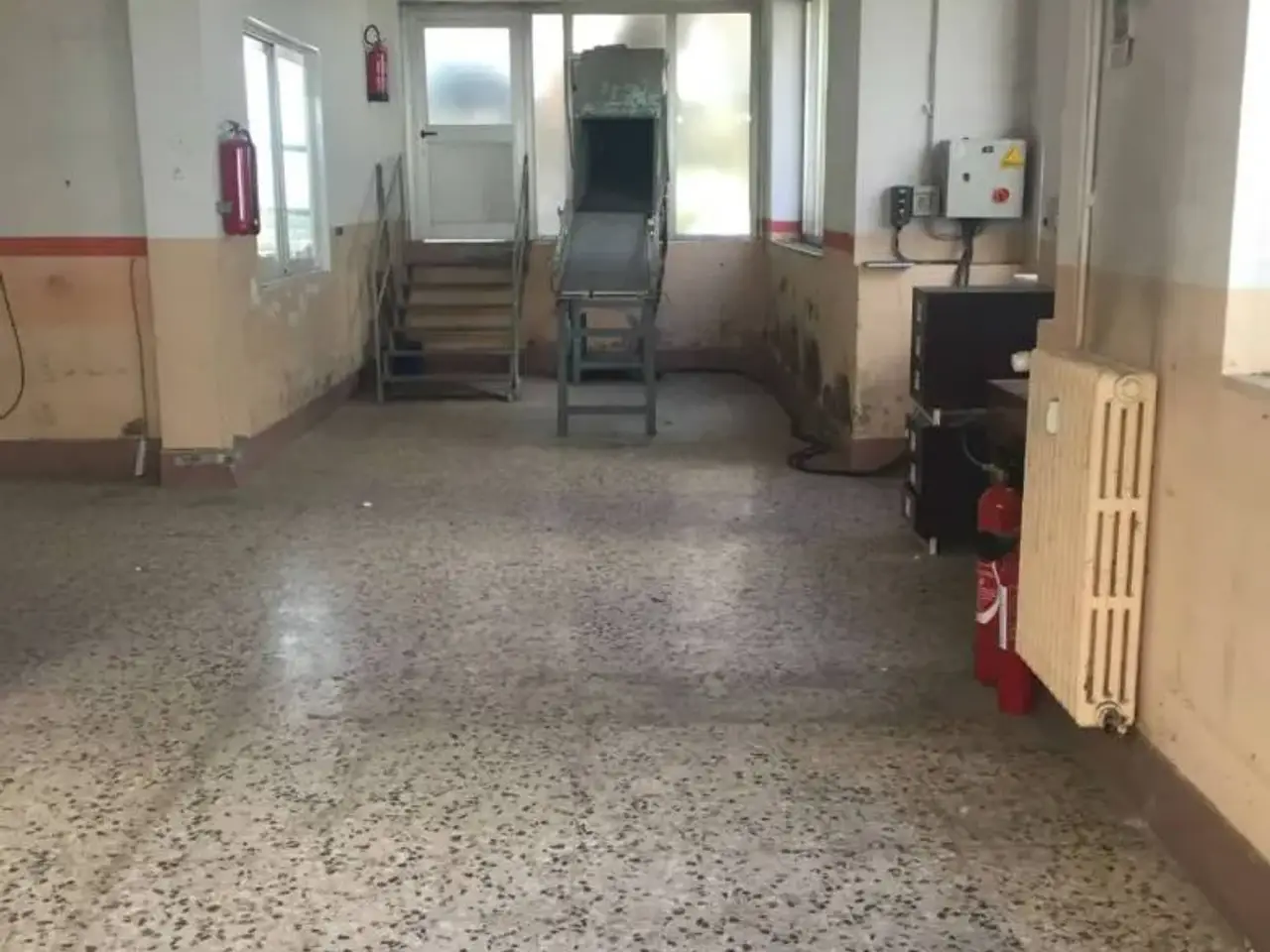 Laboratorio in Via Desenzano Milano, Milano, {3} - Foto 2
