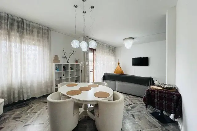 4-room flat in Via Antonio Locatelli 10, Padova - Photo 1