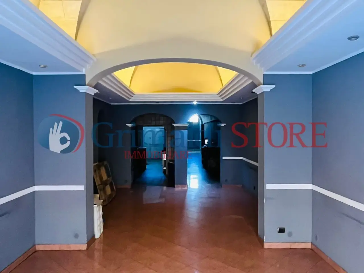 Negozio in Via Colonnello Archimede Costadura 20, Lecce, {3} - Foto 1