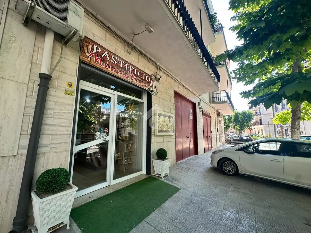 Negozio in Via Felice Cavallotti 4, Cerignola, {3} - Foto 1