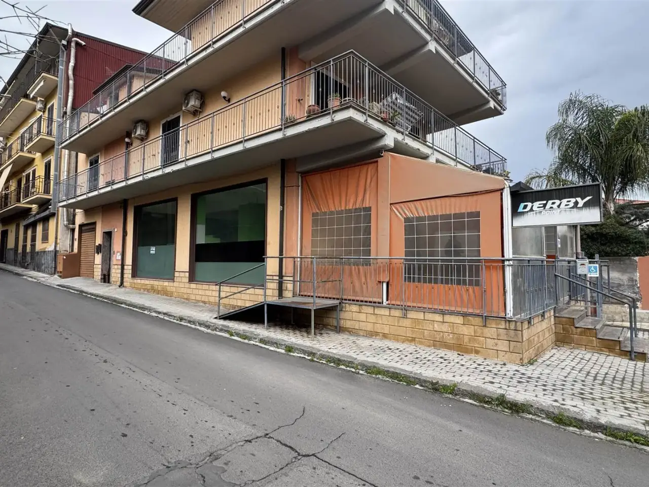 Negozio in Via Cap. Caruso, Scordia, {3} - Foto 1