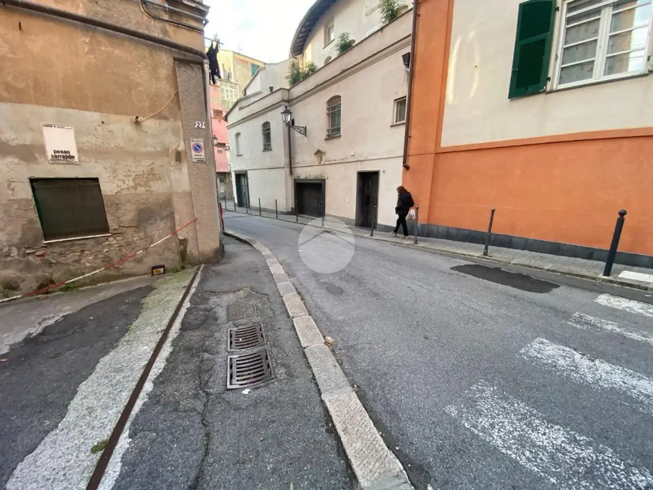 Capannone in Via Giordano 27, Genova, {3} - Foto 2