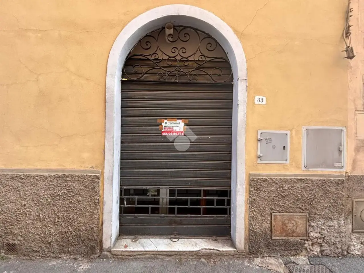 Negozio in Via Corso Vittorio Figline Valdarno 83, Figline e Incisa Valdarno, {3} - Foto 1