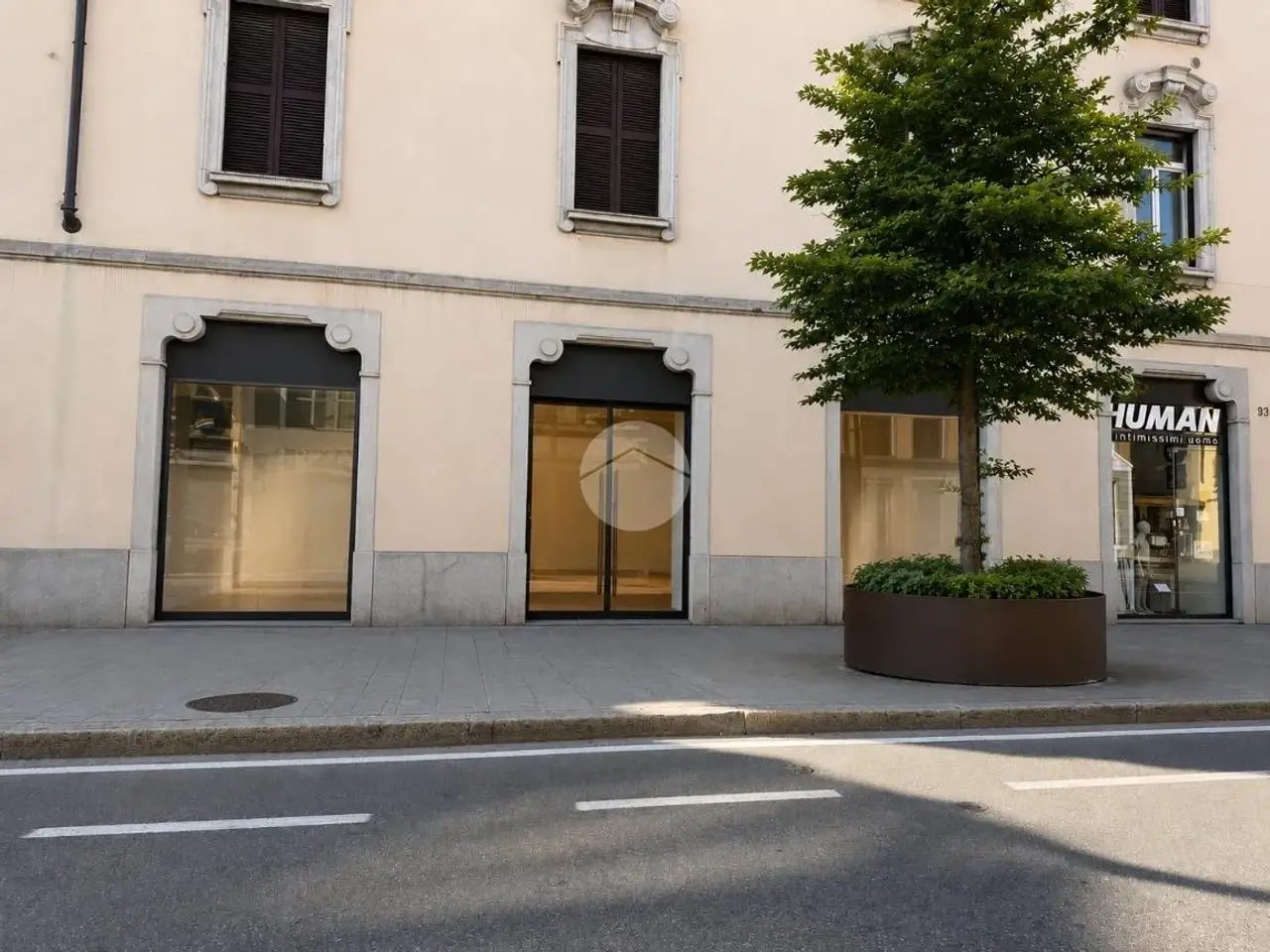 Negozio in Via G. Tiraboschi 83, Bergamo, {3} - Foto 2