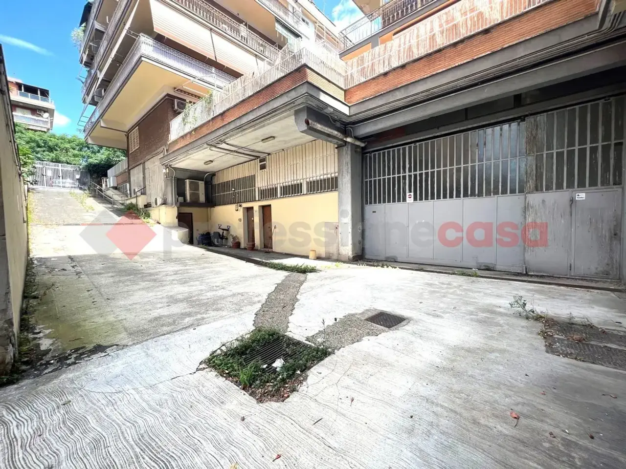 Palazzina commerciale in Via Rocca di Papa 21 , Roma, {3} - Foto 2
