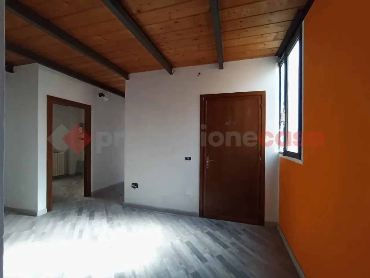 Negozio in , Spoleto, {3} - Foto 1