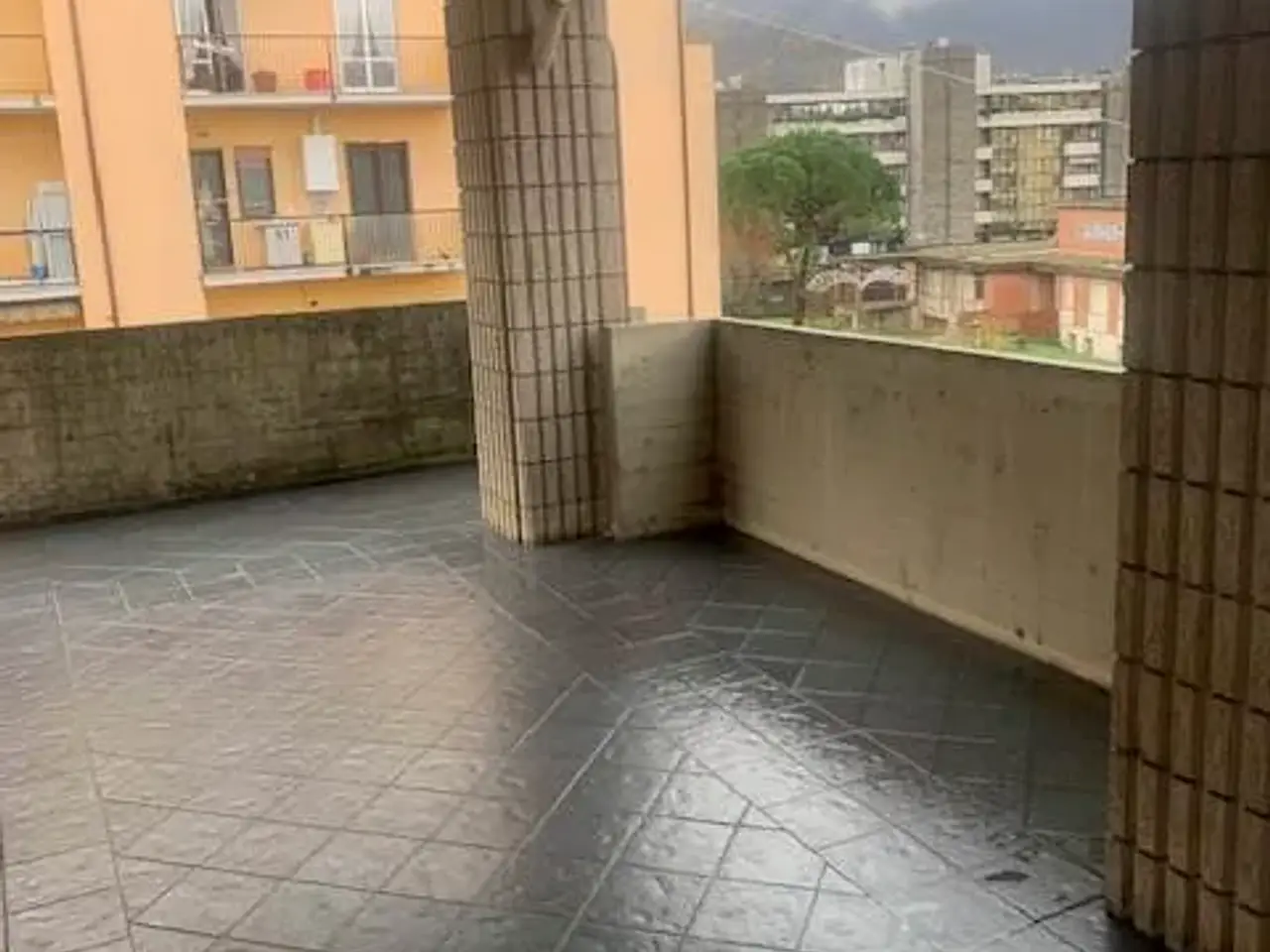Ufficio in Viale Resistenza, Aulla, {3} - Foto 1