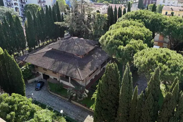 Villa in Via Galileo Galilei, Bastia Umbra - Foto 1