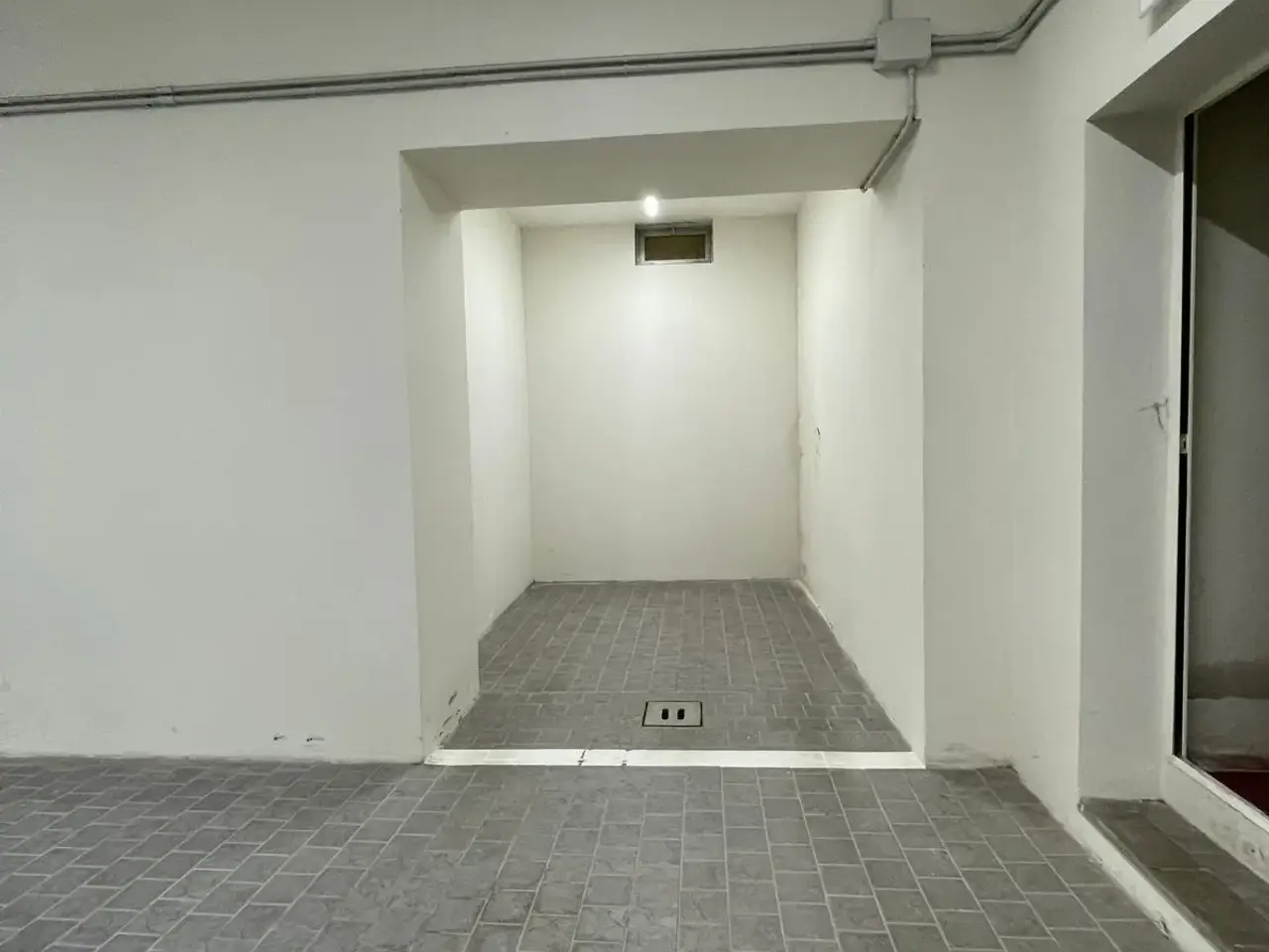 Parcheggio chiuso in Via De' Toschi, Bologna, {3} - Foto 2