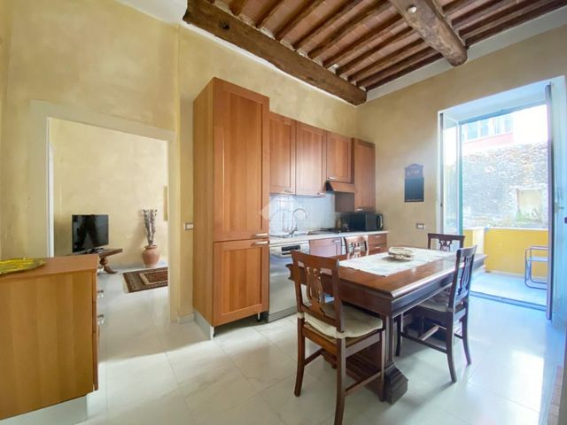 4-room flat in Via VII Luglio 10, Carrara - Photo 1