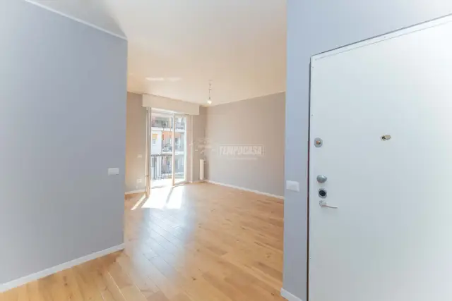 3-room flat in Via Carlo Cattaneo 22, Bollate - Photo 1