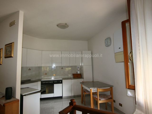 4-room flat in {3}, - Photo 1