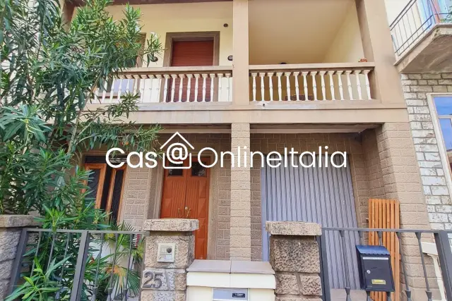 Terraced house in Via Ferrucci, 113, Prato 25, Prato - Photo 1