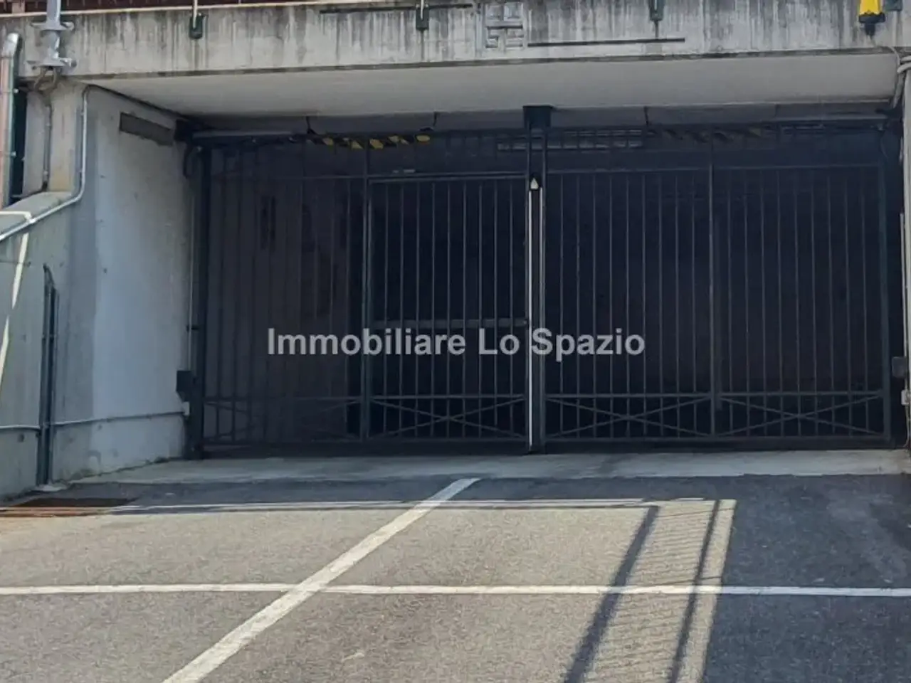 Parcheggio chiuso in Via Porcella, Andora, {3} - Foto 1