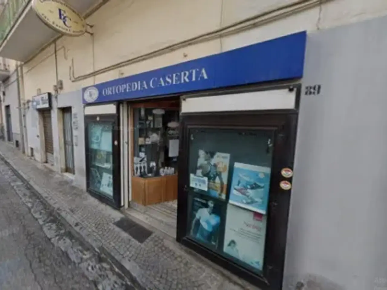 Negozio in Via Colle San Bartolomeo, Pompei, {3} - Foto 1