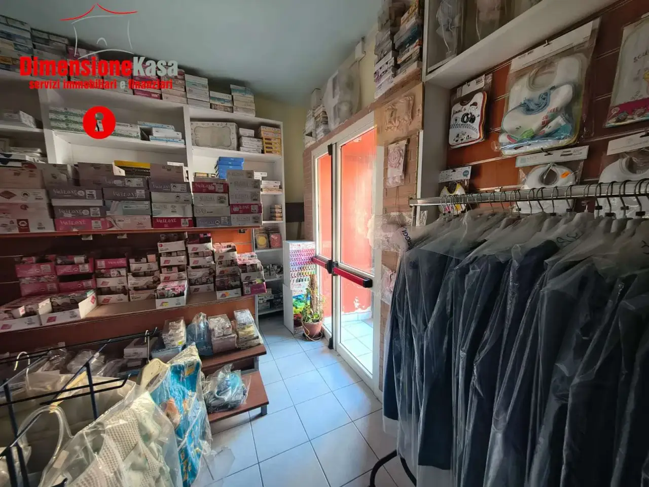 Negozio in Via Polvica  38, San Felice A Cancello, {3} - Foto 2