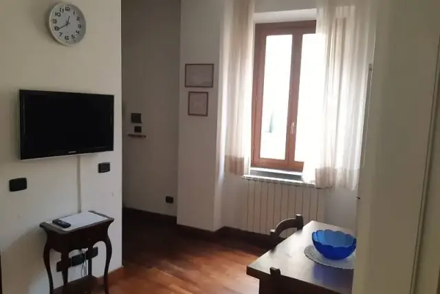 2-room flat in {3}, - Photo 1