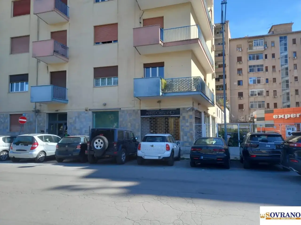 Negozio in Via Generale di Maria 85/F - 87, Palermo, {3} - Foto 1