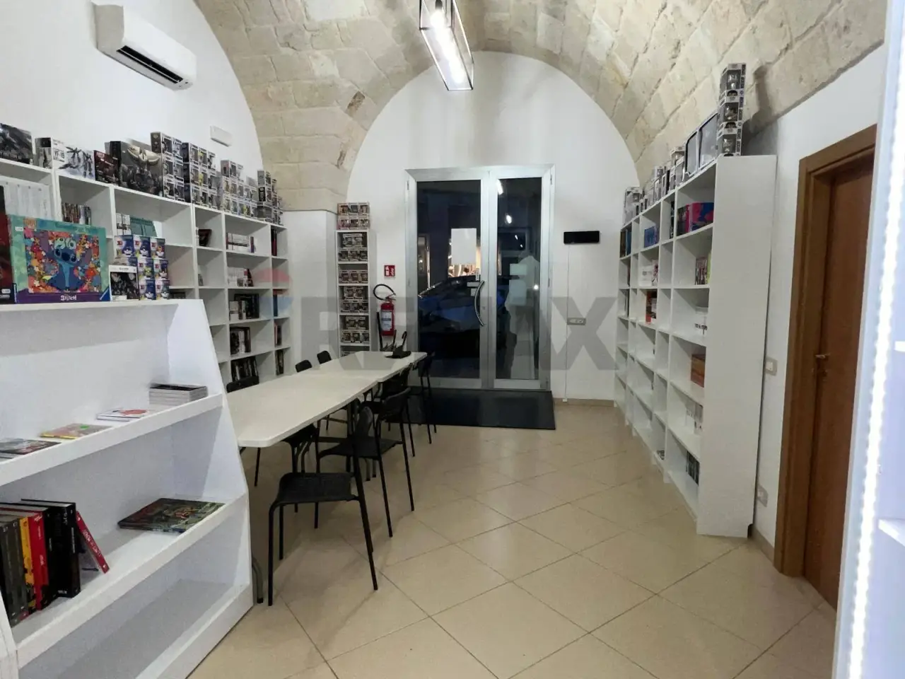 Esercizio commerciale in , Monopoli, {3} - Foto 1
