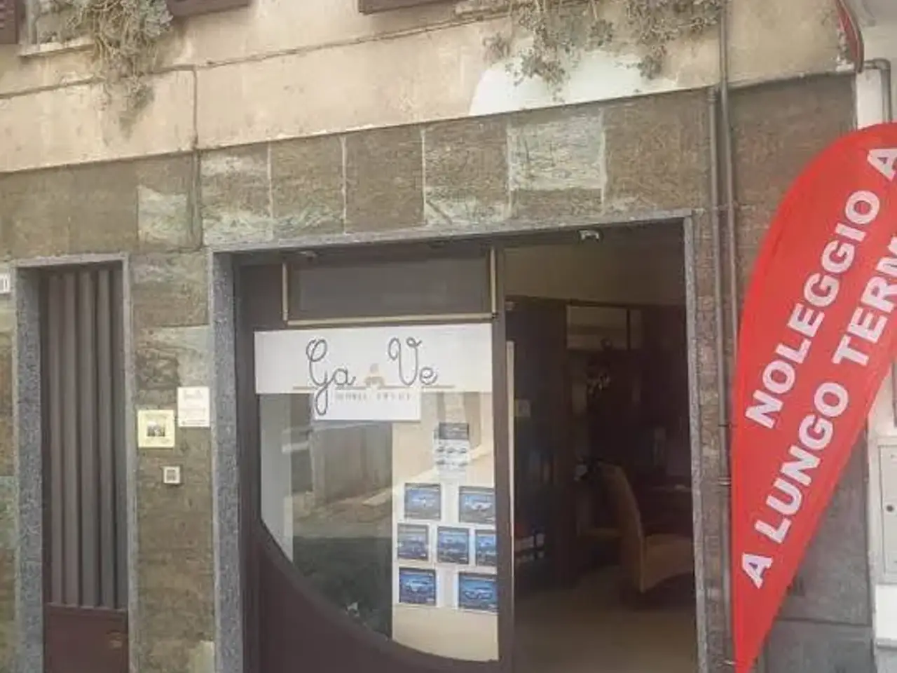 Negozio in Piazza Claretta Giaveno, Giaveno, {3} - Foto 1