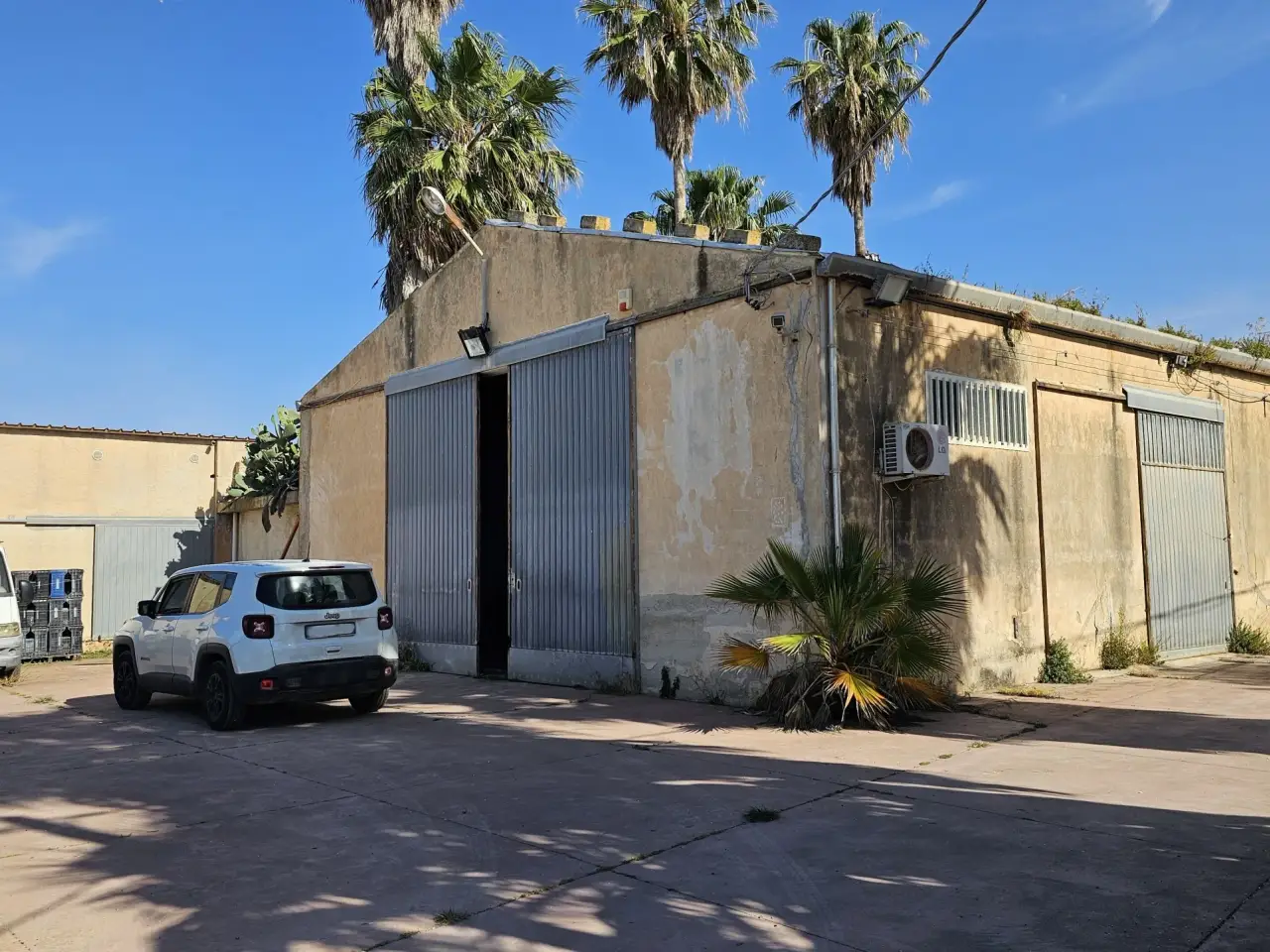 Magazzino in Via Ferro di Cavallo 94/1, Scicli, {3} - Foto 1